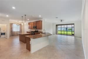 13520 SAW PALM CREEK TRL, LAKEWOOD RANCH, FL 34211 Sold 03/30/23