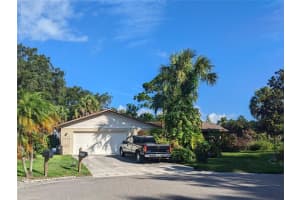 8324 BRANDEIS CIR E, SARASOTA, FL 34243 Sold 08/02/22