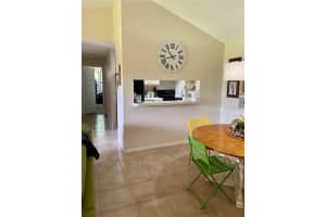 4037 CROCKERS LAKE BLVD #28, SARASOTA, FL 34238 Sold 08/26/22