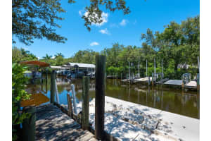 7142 HAWKS HARBOR CIR, BRADENTON, FL 34207 Sold 09/09/22