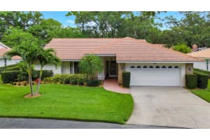 5717 GARDEN LAKES FERN #1, BRADENTON, FL 34203 Sold 01/12/23