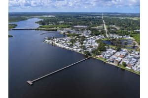 5 PLAZA ST E, BRADENTON, FL 34208 Sold 11/28/22