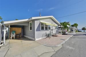 8 COLUMBIA ST, BRADENTON, FL 34208 Sold 08/01/22