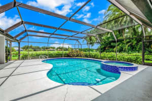 8802 MISTY CREEK DR, SARASOTA, FL 34241 Sold 09/15/22