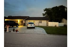 2490 HUFFTON CIR, SARASOTA, FL 34235 Sold 08/15/22