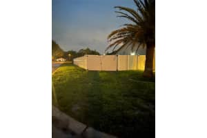 2490 HUFFTON CIR, SARASOTA, FL 34235 Sold 08/15/22
