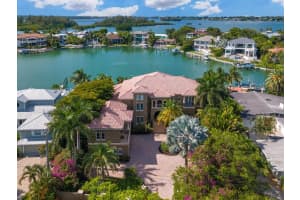 778 SIESTA DR, SARASOTA, FL 34242 Sold 12/12/22