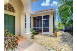 3204 77TH DR E, SARASOTA, FL 34243 Sold 08/17/22