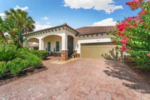 10027 CARNOUSTIE PL, BRADENTON, FL 34211 Sold 08/29/22