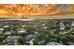 499 PARTRIDGE CIR, SARASOTA, FL 34236 Sold 11/25/22