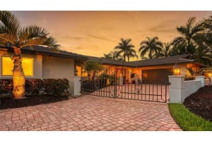 499 PARTRIDGE CIR, SARASOTA, FL 34236 Sold 11/25/22