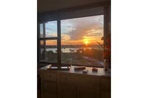 5855 Midnight Pass Rd, Siesta Key, FL 34242, Sold 09/02/22