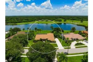 8926 WILD DUNES DR, SARASOTA, FL 34241 Sold 11/28/22