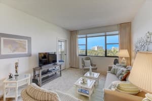 5855 MIDNIGHT PASS RD #723, SARASOTA, FL 34242 Sold 10/17/22