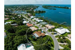 432 YACHT HARBOR DR, OSPREY, FL 34229 Sold 08/25/22