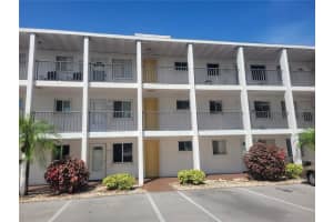 2533 60TH AVE W #L24, BRADENTON, FL 34207 Sold 09/01/22