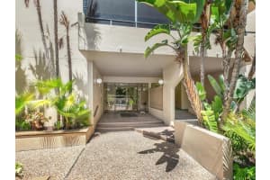 4900 OCEAN BLVD #404, SARASOTA, FL 34242 Sold 09/23/22