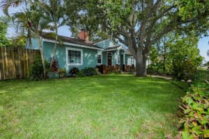 118 PEARL AVE, SARASOTA, FL 34243 Sold 05/01/23