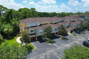 5682 BENTGRASS DR #12-201, SARASOTA, FL 34235 Sold 09/09/22