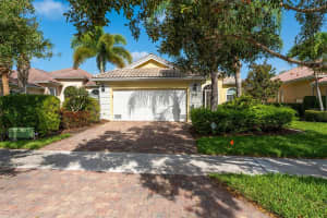 5898 BENEVENTO DR, SARASOTA, FL 34238 Sold 09/12/22