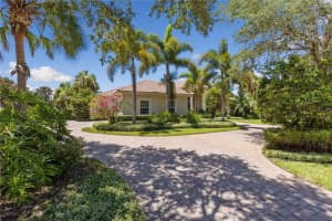 4008 FOUNDERS CLUB DR, SARASOTA, FL 34240 Sold 12/09/22