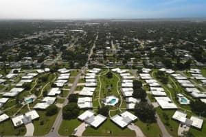 3207 PINECREST ST #613, SARASOTA, FL 34239 Sold 09/01/22