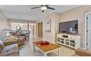 320 CLEARBROOK CIR #104, VENICE, FL 34292 Sold 10/06/22