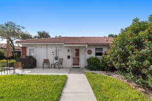 145 Vista Hermosa Cir, Sarasota, FL 34242, Sold 11/29/22
