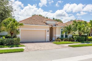 7707 33RD ST E, SARASOTA, FL 34243 Sold 08/12/22
