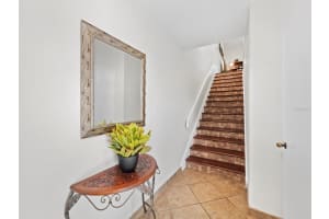 852 EVERGREEN WAY, LONGBOAT KEY, FL 34228 Sold 08/16/22