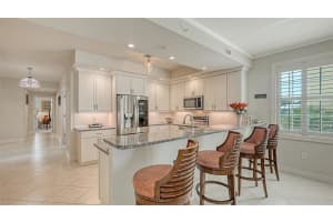 250 HIDDEN BAY DR #201, OSPREY, FL 34229 Sold 10/03/22