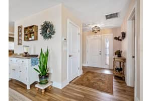 1733 Little Pointe Cir, Sarasota, FL 34231, Sold 10/07/22