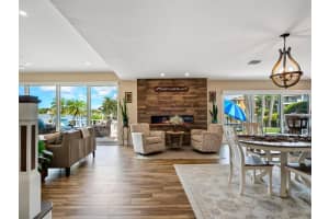 1733 Little Pointe Cir, Sarasota, FL 34231, Sold 10/07/22