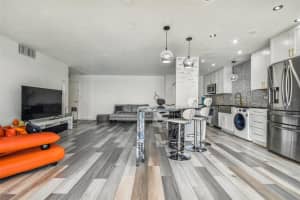 7200 Sunshine Skyway Ln S, St. Petersburg, FL 33711, Sold 09/12/22