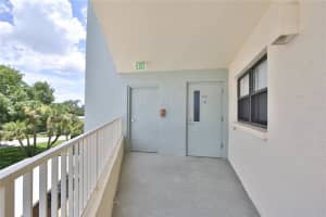 5770 Midnight Pass Rd, Siesta Key, FL 34242, Sold 10/24/22