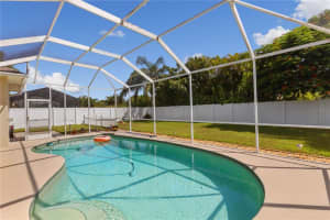 4322 Fairfax Dr E, Bradenton, FL 34203, Sold 10/07/22