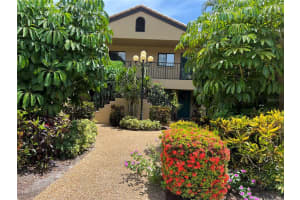5489 Ashton Lake Dr, Sarasota, FL 34231, Sold 09/30/22