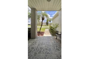 2832 AFTON CIR, ORLANDO, FL 32825 Sold 09/19/22