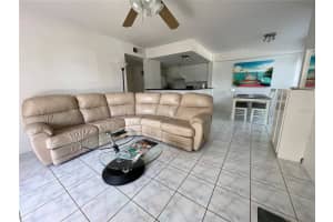 850 S Tamiami Trail, Sarasota, FL 34236, Sold 10/25/22