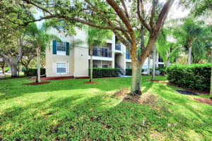 5152 Northridge Rd, Sarasota, FL 34238, Sold 08/24/22