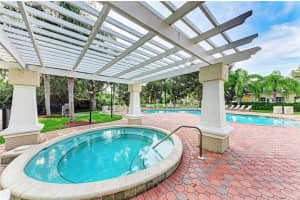 5152 Northridge Rd, Sarasota, FL 34238, Sold 08/24/22