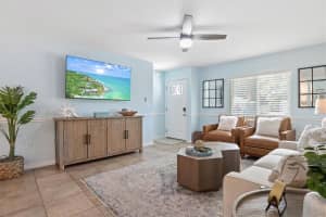 2729 SYDELLE ST, SARASOTA, FL 34237 - MLS#MFRA4543872