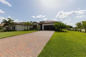 4761 ROYAL DORNOCH CIR, BRADENTON, FL 34211 Sold 09/30/22
