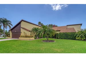 3896 Easton St, Sarasota, FL 34238, Sold 10/25/22