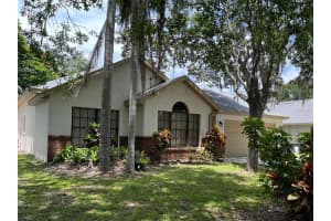 4907 82ND PL E, SARASOTA, FL 34243 Sold 12/23/22