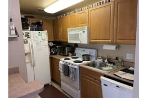 5721 Soldier Cir, Sarasota, FL 34233, Sold 12/16/22