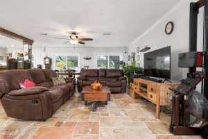 2908 Mayflower St, Sarasota, FL 34231, Sold 10/12/22