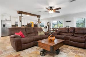 2908 Mayflower St, Sarasota, FL 34231, Sold 10/12/22