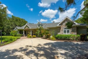 3323 W FOREST LAKE CIR, SARASOTA, FL 34232 Sold 03/14/23