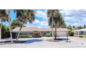927 Contento St, Siesta Key, FL 34242, Sold 04/27/23